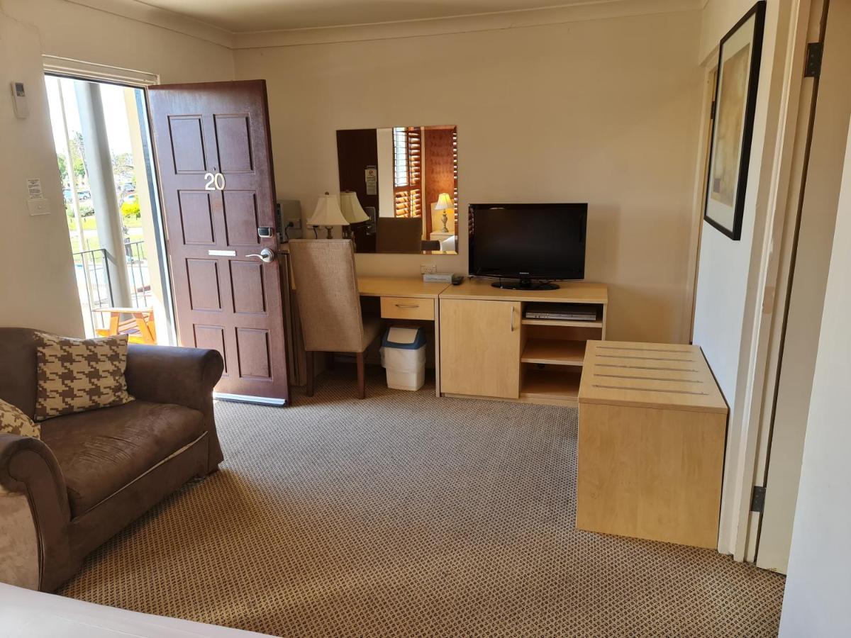 Country Plaza Motel Taree Extérieur photo