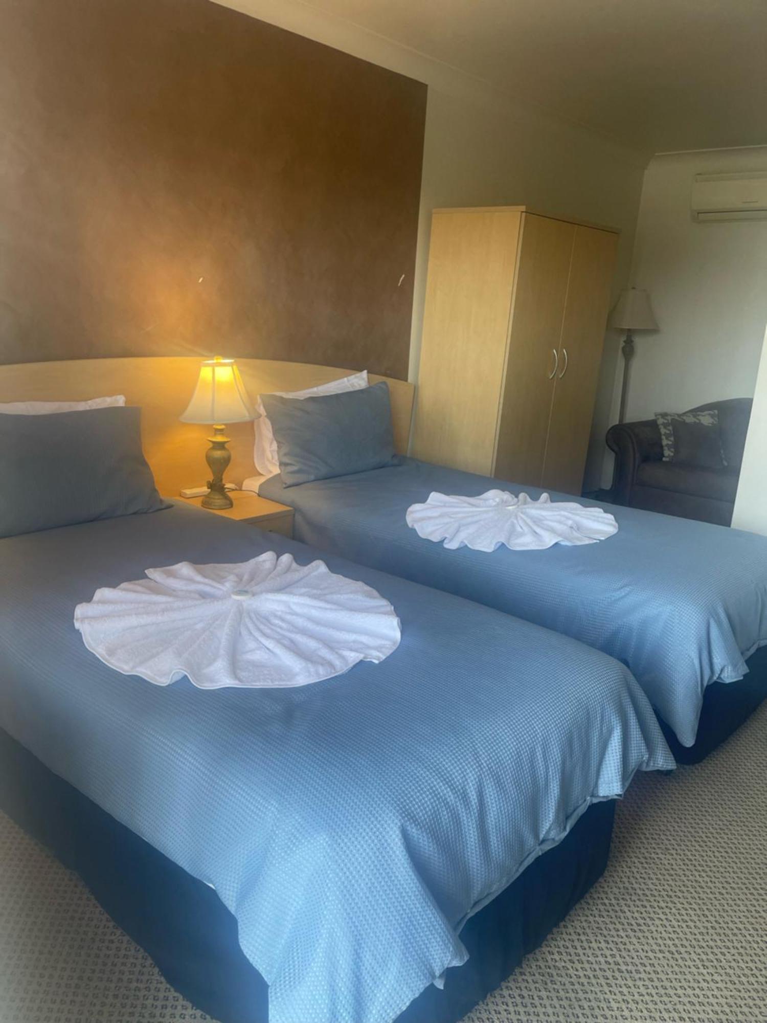 Country Plaza Motel Taree Extérieur photo