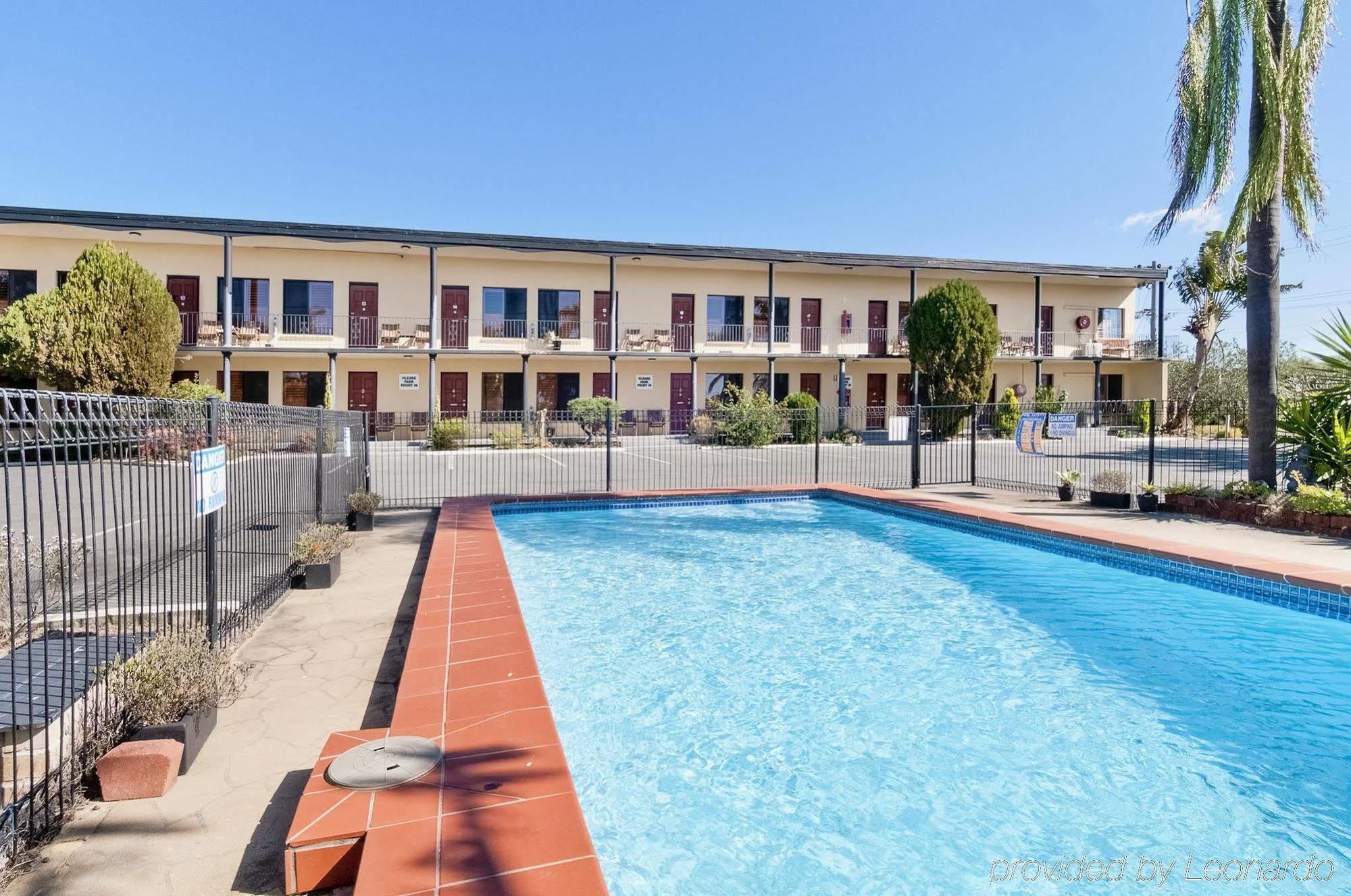 Country Plaza Motel Taree Extérieur photo