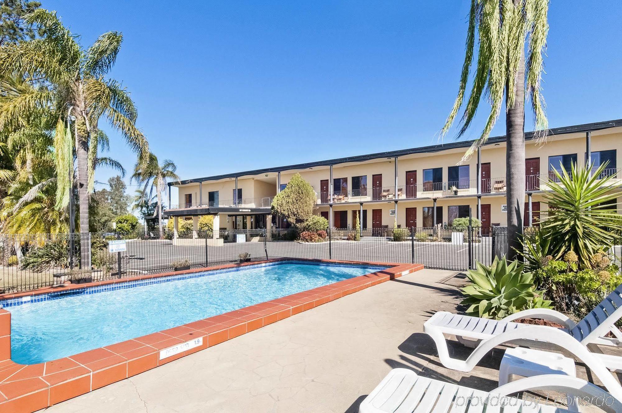 Country Plaza Motel Taree Extérieur photo